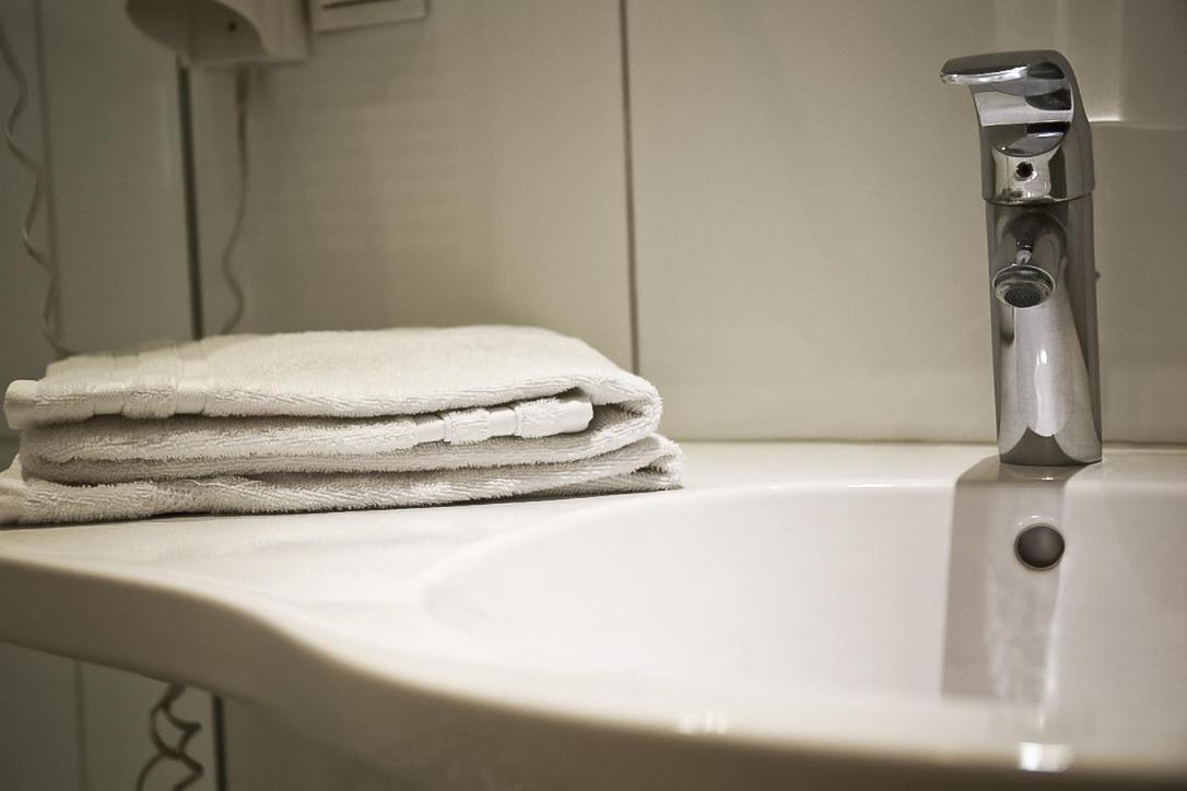 Royal Inn Koln Bagian luar foto